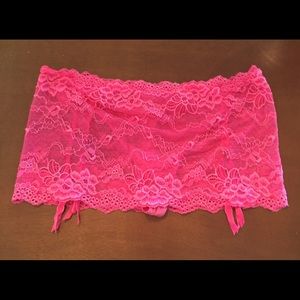 Victoria’s Secret Garter Thing Skirt M
